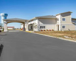 Image of Comfort Inn Bolivar