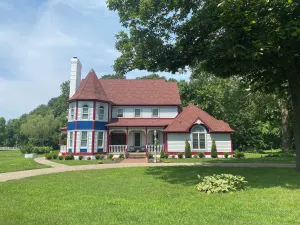 Image of Apple Crest Inn