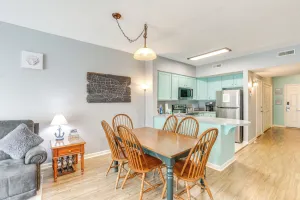 Image of Community Pool & Tennis Court: Myrtle Beach Condo