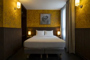 Image of Walled off Hotel Paris