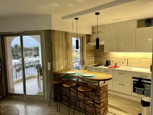 Image of Studio moderne - Port de Mandelieu - Proche Mer