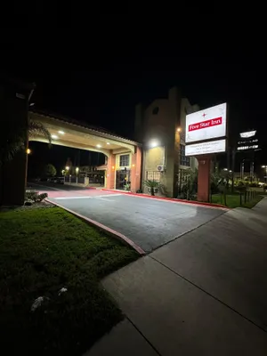 Image of Five Star Inn