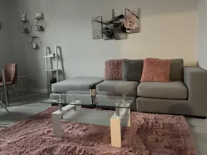 Image of Captivating 2-bed Apartment in Kirkcaldy