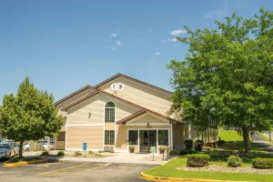 Image of Super 8 by Wyndham Red Wing