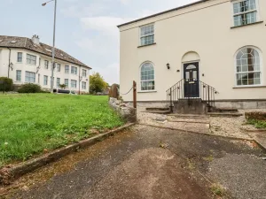 Image of 2 Old Talbot Cottages