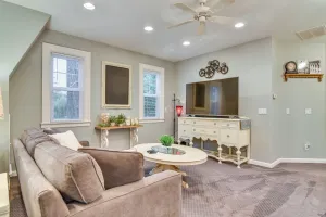 Image of 2 Mi to Bay Park Charming Milwaukie Getaway