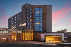 Image of Oshkosh Marriott Waterfront Hotel & Convention Center