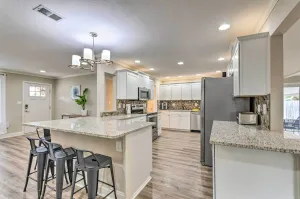 Image of Spacious Fort Walton Beach Home ~ 2 Mi to Beach!