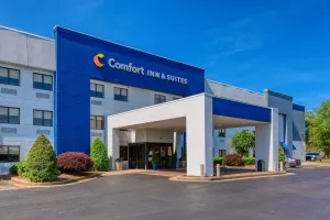 Image of Comfort Inn & Suites Shepherdsville - Louisville South