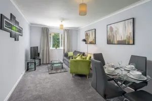 Image of Crawley 1-Bedroom near Gatwick Airport with Free Parking