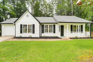 Image of Walk to Dtwn Woodstock: Modern Home w/ Patio!
