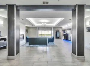 Image of Platinum Inn & Suites Webster