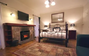 Image of Tudor Cottages Mt Dandenong