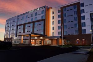 Image of Courtyard by Marriott Indianapolis Fishers