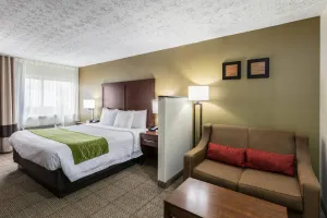 Image of Comfort Inn Medford-Long Island