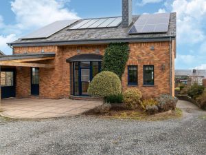 Image of Spacious Holiday Home in Lierneux With Bubble Bath