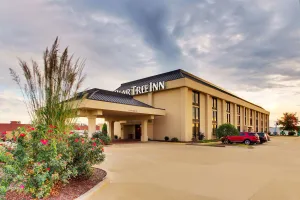 Image of Pear Tree Inn Cape Girardeau West