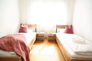 Image of Nest - Herti