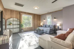 Image of Downtown Condo ~ 23 Mi to Hocking Hills State Park