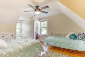 Image of Charming Lake Mills Home Near Rock Lake & Beach