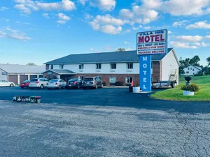 Image of Villa Inn Motel Near Hwy 12 WI Capital O