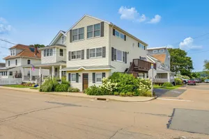 Image of Walk to Beaches: Sunny East Haven Home w/ Grill