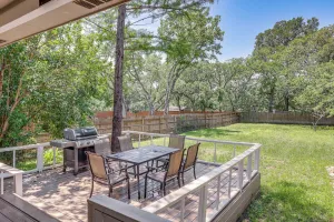 Image of 3 Mi to Boerne Lake: Getaway w/ Deck & Yard!