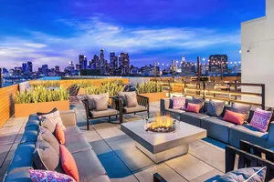 Image of Apart Hotel near Dodgers Stadium