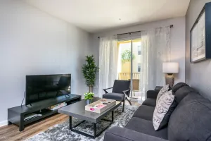 Image of La Casita Ventura 2 Bedroom Condo by Redawning
