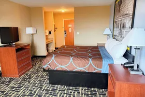 Image of Super 8 by Wyndham Cozad