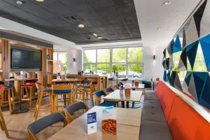 Image of Holiday Inn Express Burton on Trent by IHG
