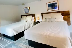 Image of Coyote Motel West