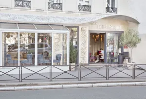 Image of Hotel Eiffel Segur