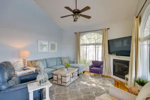 Image of Cross Hill Lake House Rental w/ Panoramic Views