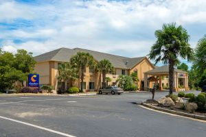 Image of Comfort Suites Milledgeville