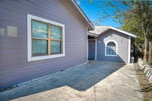 Image of Houston St Guest house near Downtown/Military base