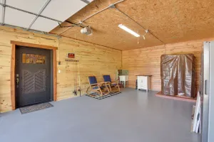 Image of Early Cabin with Deck about 20 Mi to Lake Brownwood!