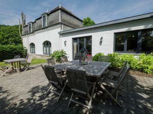 Image of Modern Mansion in Hasti re par Del with Pool