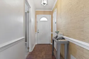 Image of Large Fenced Yard near Midtown- Shamrock Stay