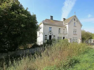 Image of Mansion in Bastogne with Garden