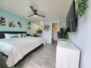 Image of Barefoot mailman motel