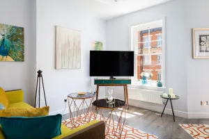 Image of 24 Molyneux Street