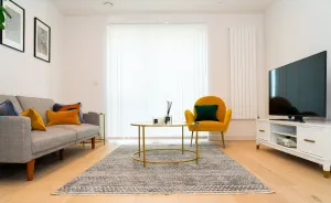 Image of Royal Wharf - 1 Bed - Balcony - River & City View