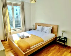 Image of Luxury one bedroom flat with parking&balcony-Cent2