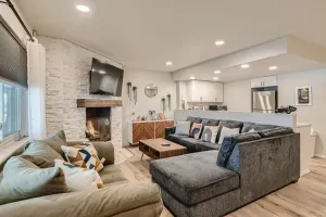 Image of Lakeview #502
