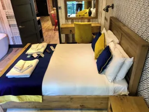 Image of Pet Friendly Lodge - Sleeps6 - Long Stay Discount