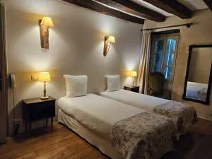 Image of Logis Hôtel Restaurant Relais de la Mothe