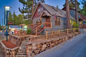 Image of Fox n Bear Cottages Big Bear