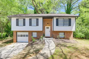 Image of Modern Conyers Retreat - 9 Mi to Arabia Mountain!