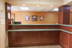 Image of Red Carpet Inn Elkton